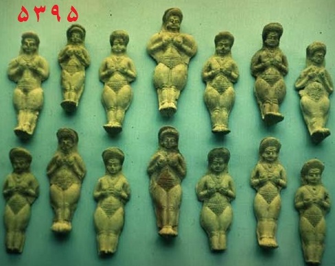  مجسمه های الهه های زن و زایش،  در موزه لندن